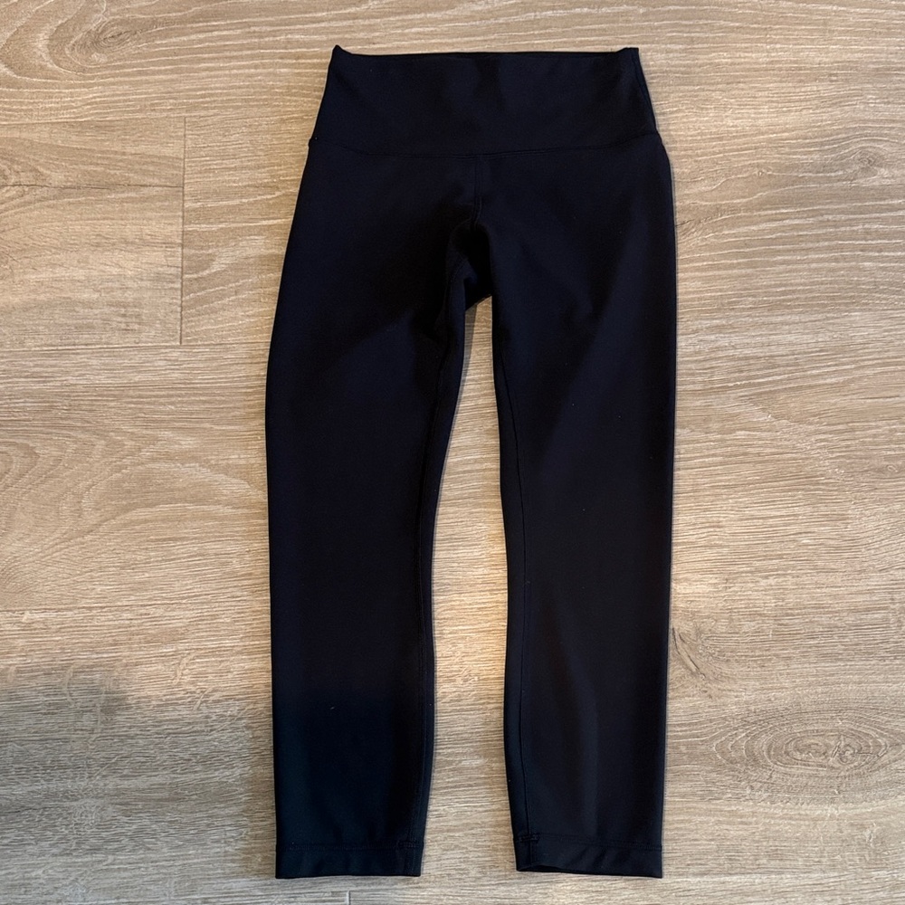 lululemon athletica Wunder Train High Rise Cropped Leggings Size 6 Black